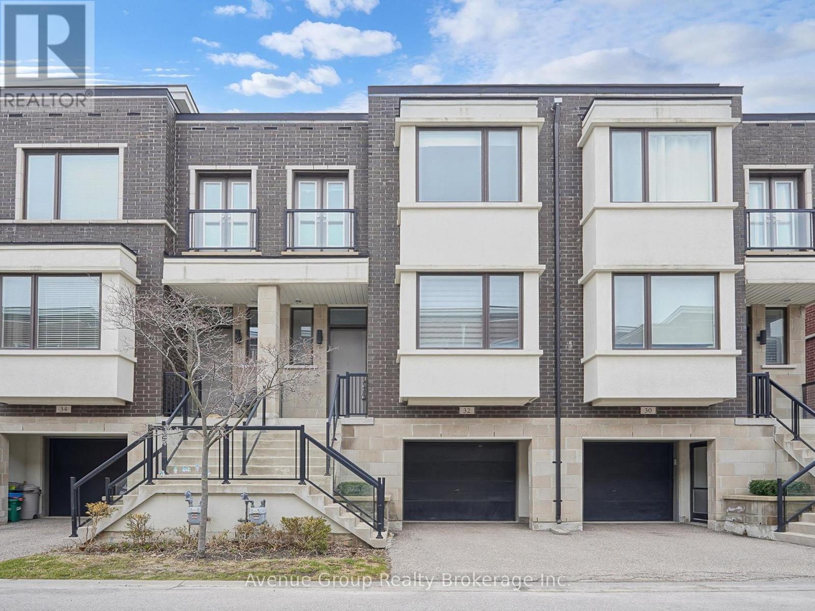 32 GENUINE LANE, Richmond Hill, Ontario
