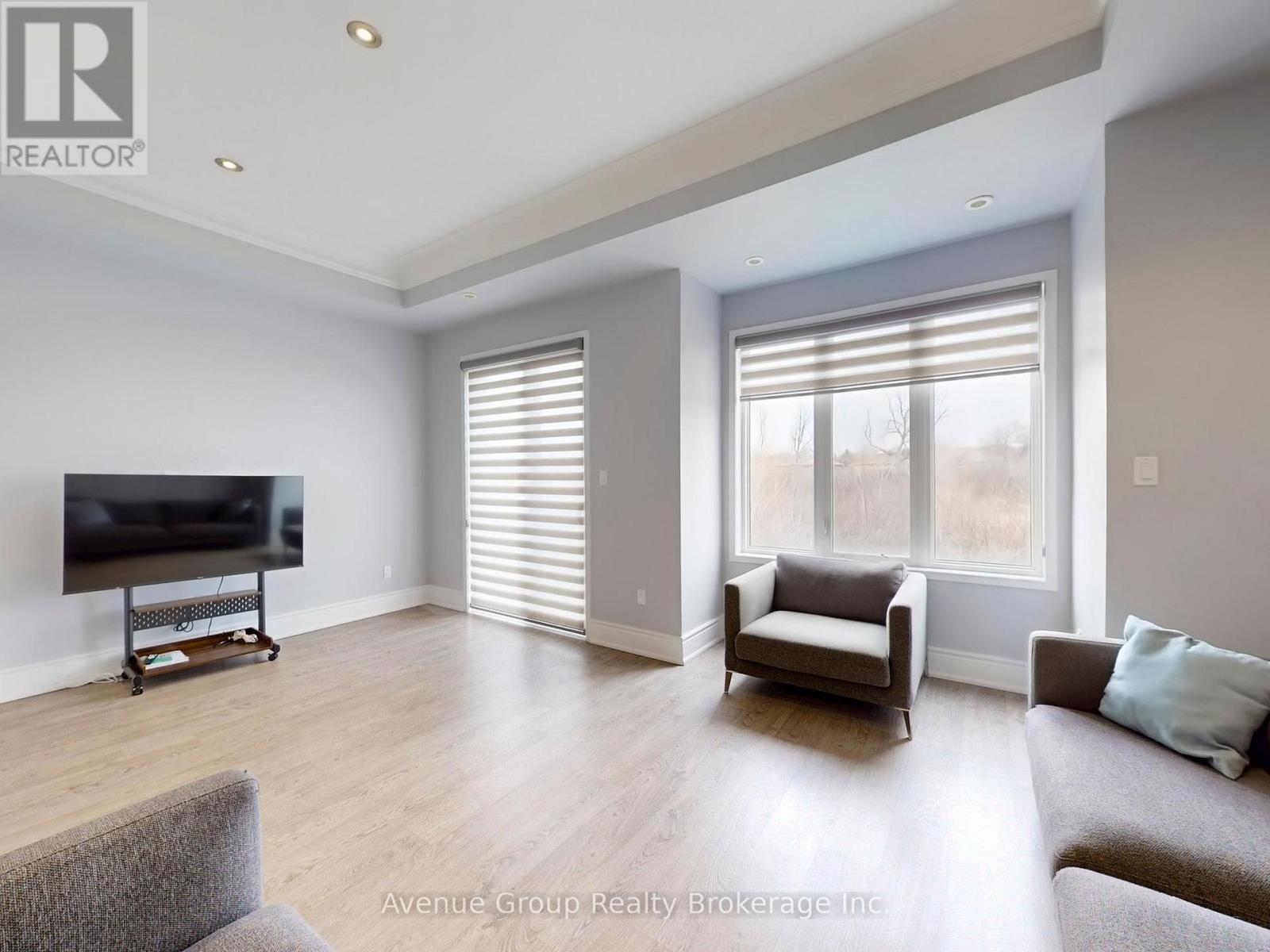 32 Genuine Lane, Richmond Hill, Ontario  L4B 0E5 - Photo 13 - N12968058