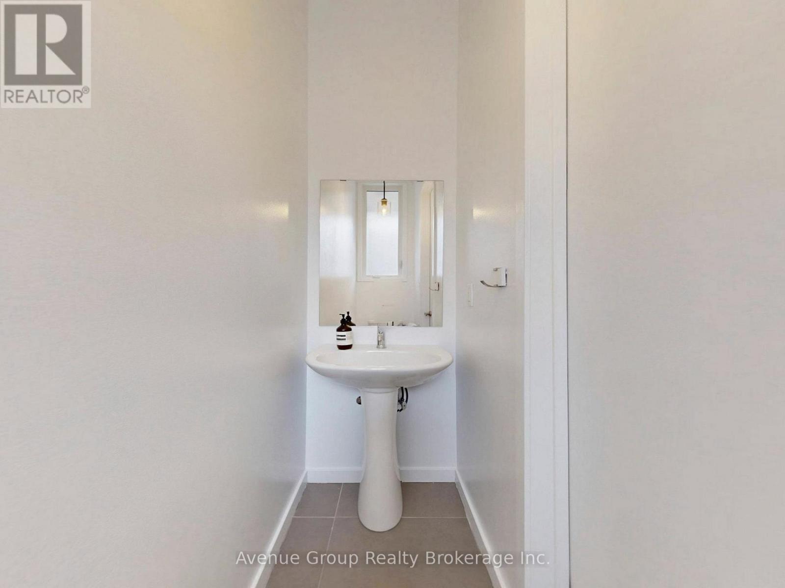 32 Genuine Lane, Richmond Hill, Ontario  L4B 0E5 - Photo 14 - N12968058