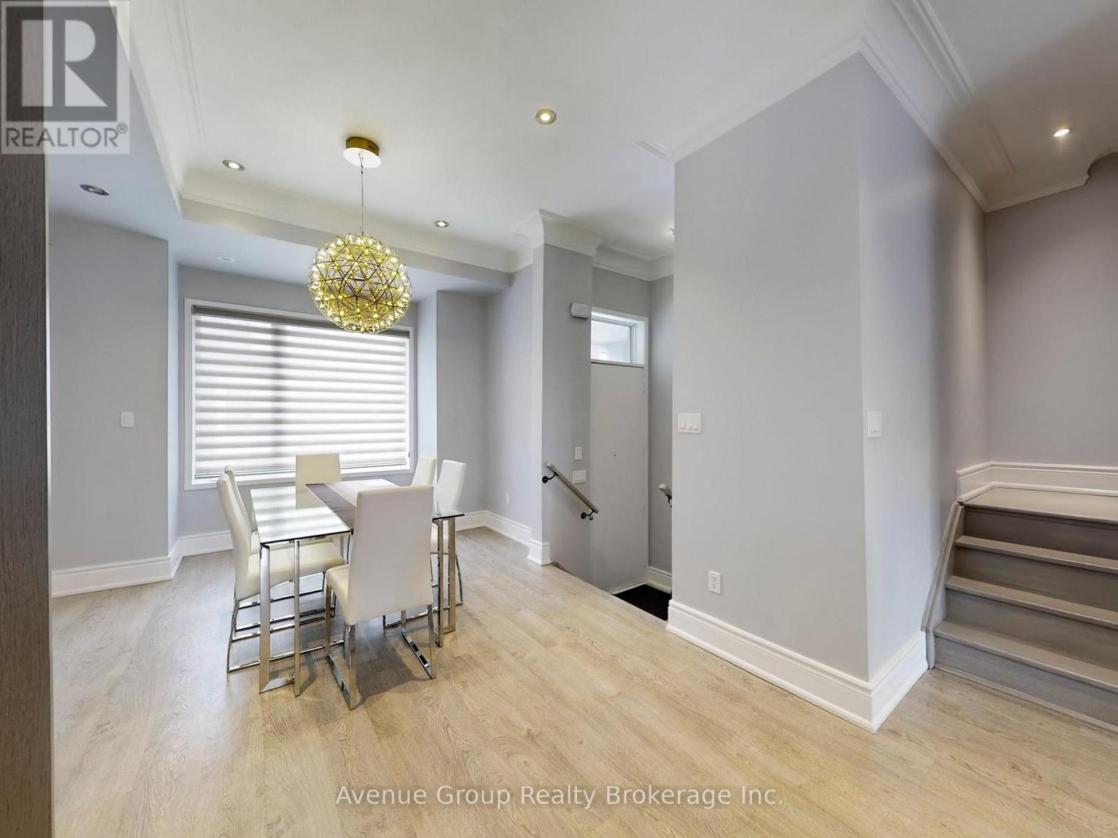 32 Genuine Lane, Richmond Hill, Ontario  L4B 0E5 - Photo 4 - N12968058