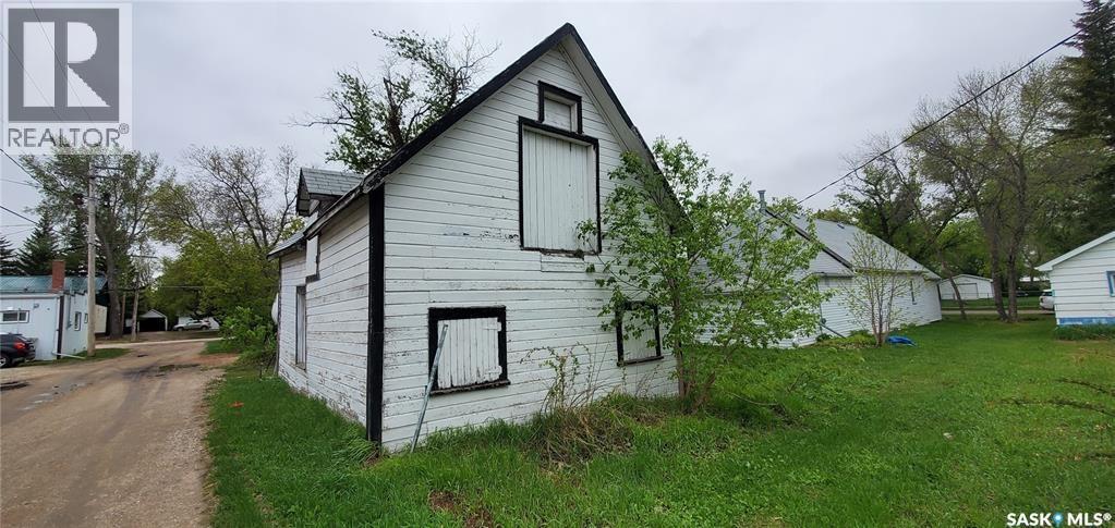 723 Anderson Street, Grenfell, Saskatchewan  S0G 2B0 - Photo 2 - SK032312