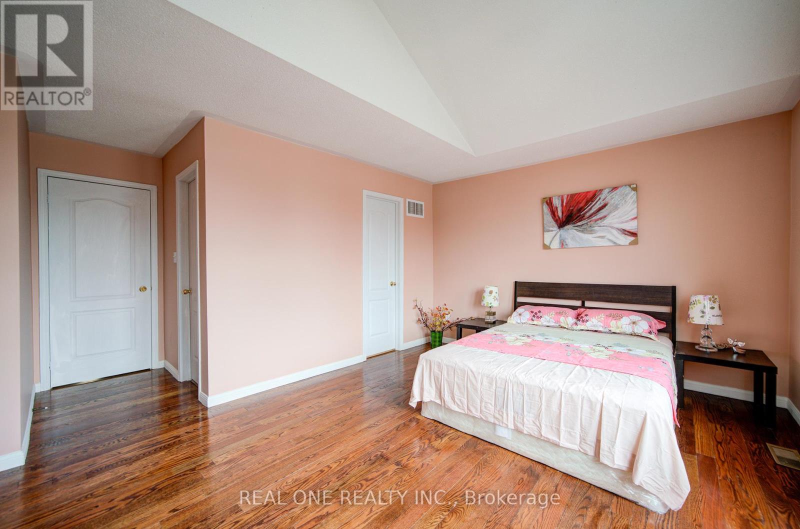 3696 Waterfall Crescent, Mississauga, Ontario  L5N 8G8 - Photo 38 - W12968030