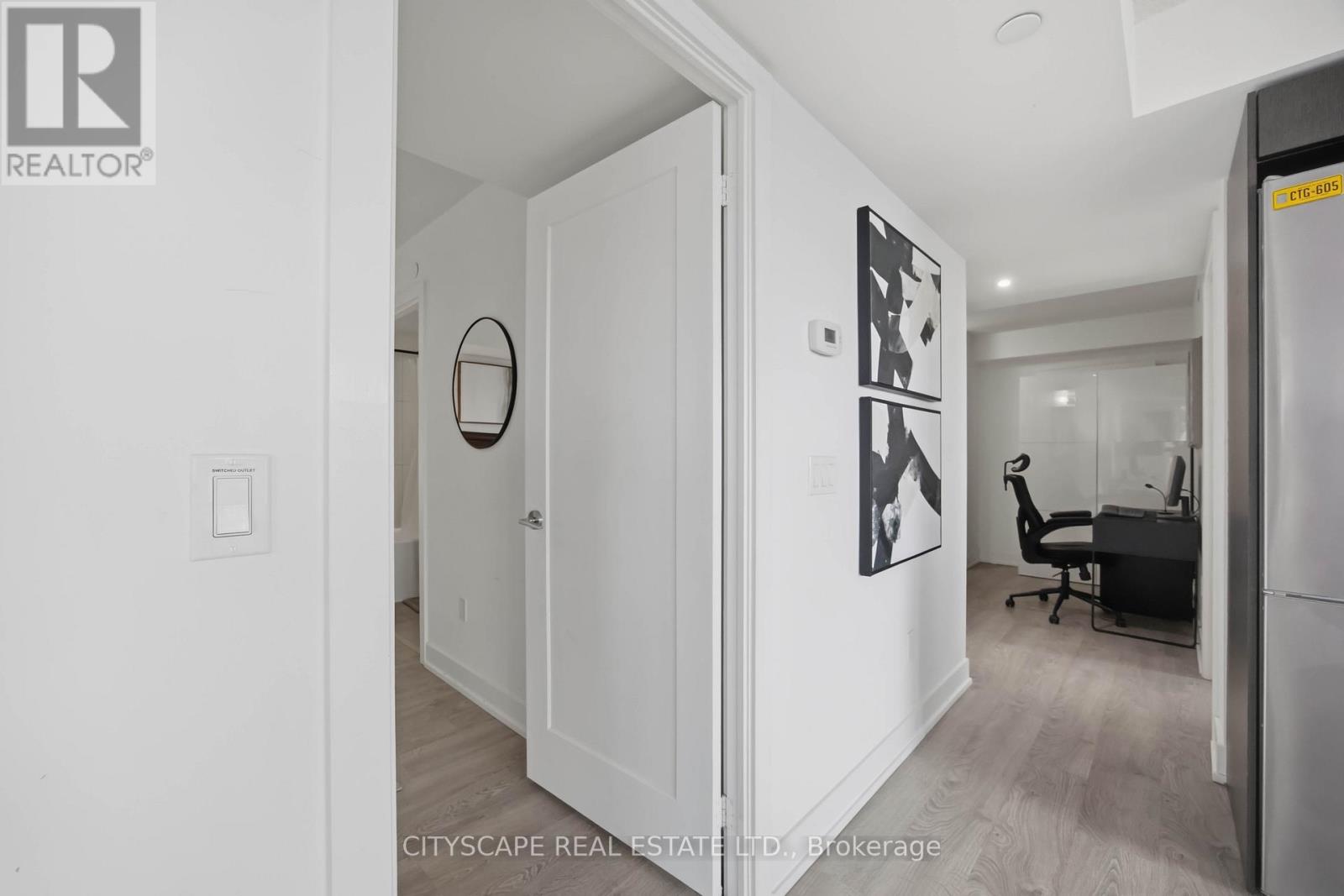 2223 - 9 Mabelle Avenue, Toronto, Ontario  M9A 0E1 - Photo 20 - W12968052