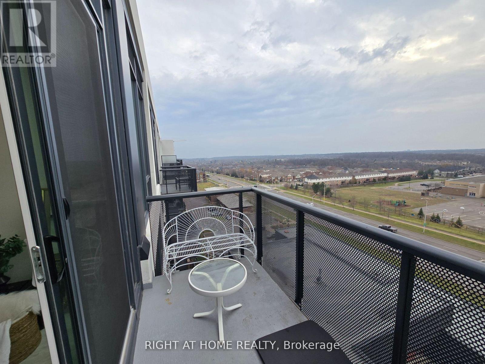 833 - 2450 Old Bronte Road, Oakville, Ontario  L6M 5P6 - Photo 18 - W12968102