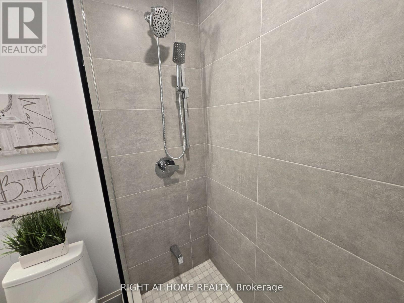 833 - 2450 Old Bronte Road, Oakville, Ontario  L6M 5P6 - Photo 23 - W12968102