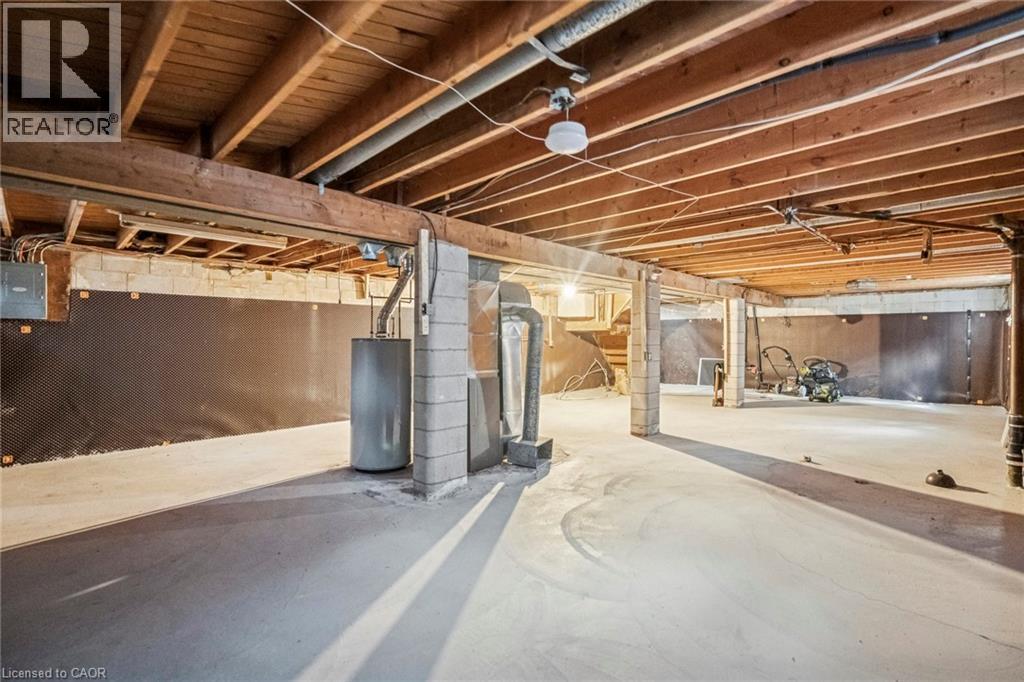 16 Green Meadow Way, Dundas, Ontario  L9H 3Z3 - Photo 28 - 40808456