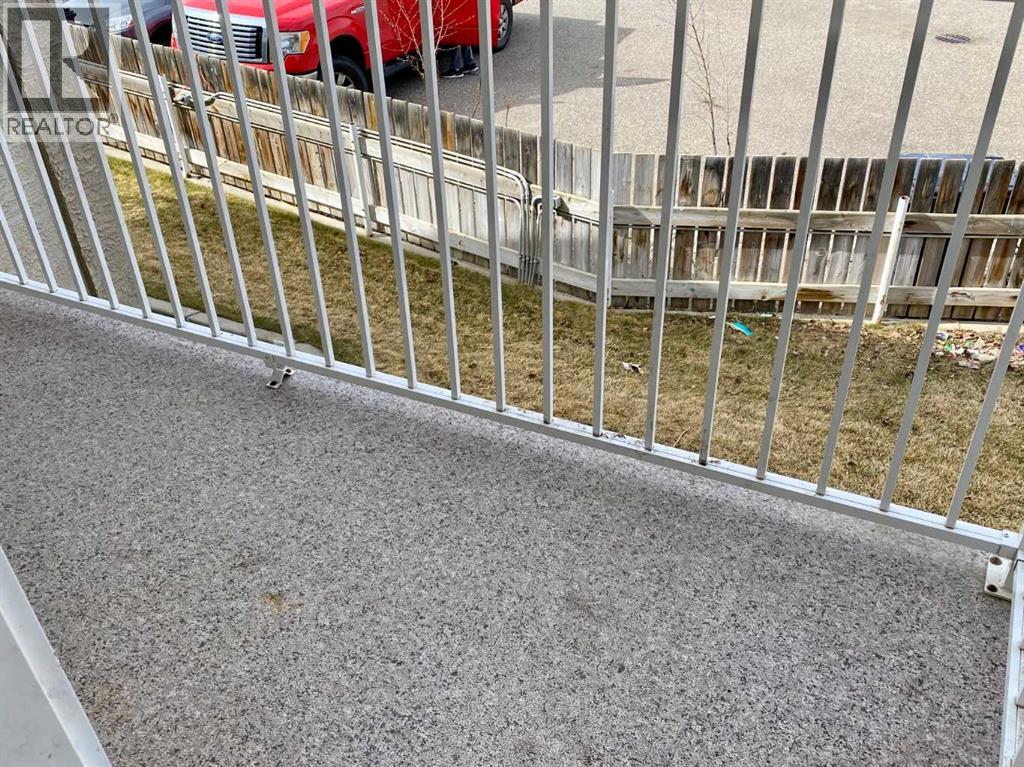 4, 5 Tartan Boulevard W, Lethbridge, Alberta  T1J 4Y5 - Photo 12 - A2299777