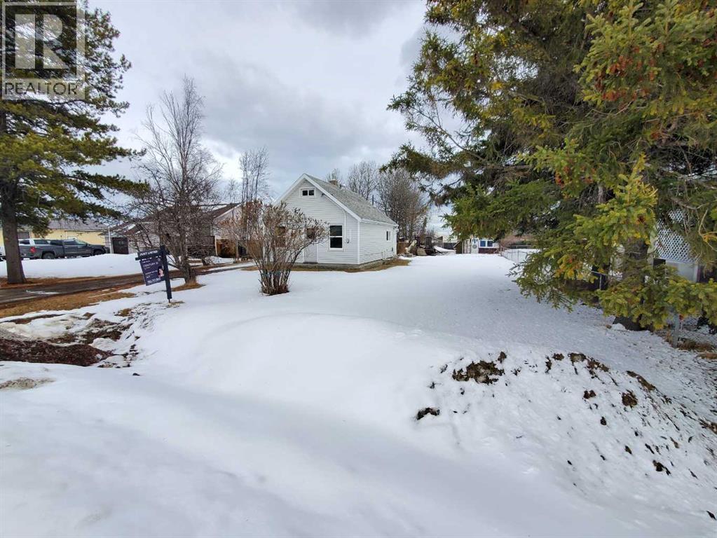 531 65 Street, Edson, Alberta  T7E 1M2 - Photo 2 - A2276958