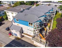 205 15154 ROPER AVENUE, White Rock, British Columbia
