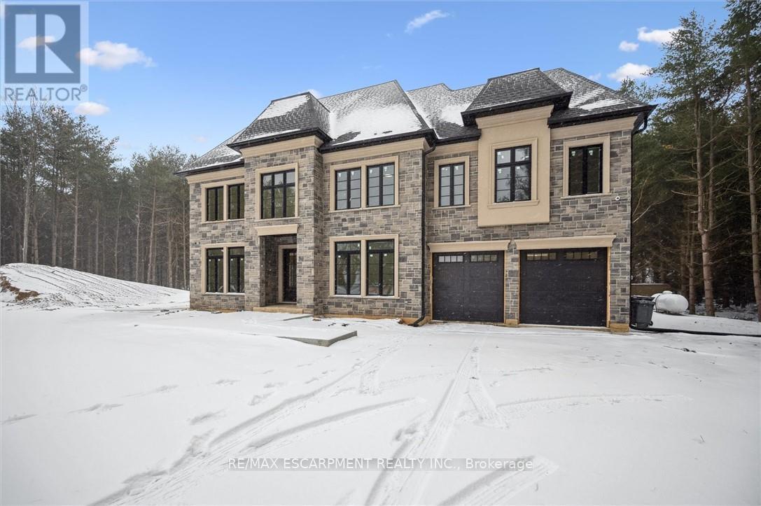 5 West Harris Road, Brantford, Ontario  N3T 5L4 - Photo 2 - X12968050