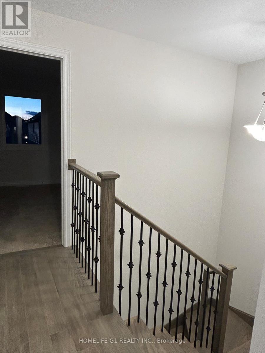 58 Bradley Avenue, Welland, Ontario  L3B 0K1 - Photo 11 - X12968072