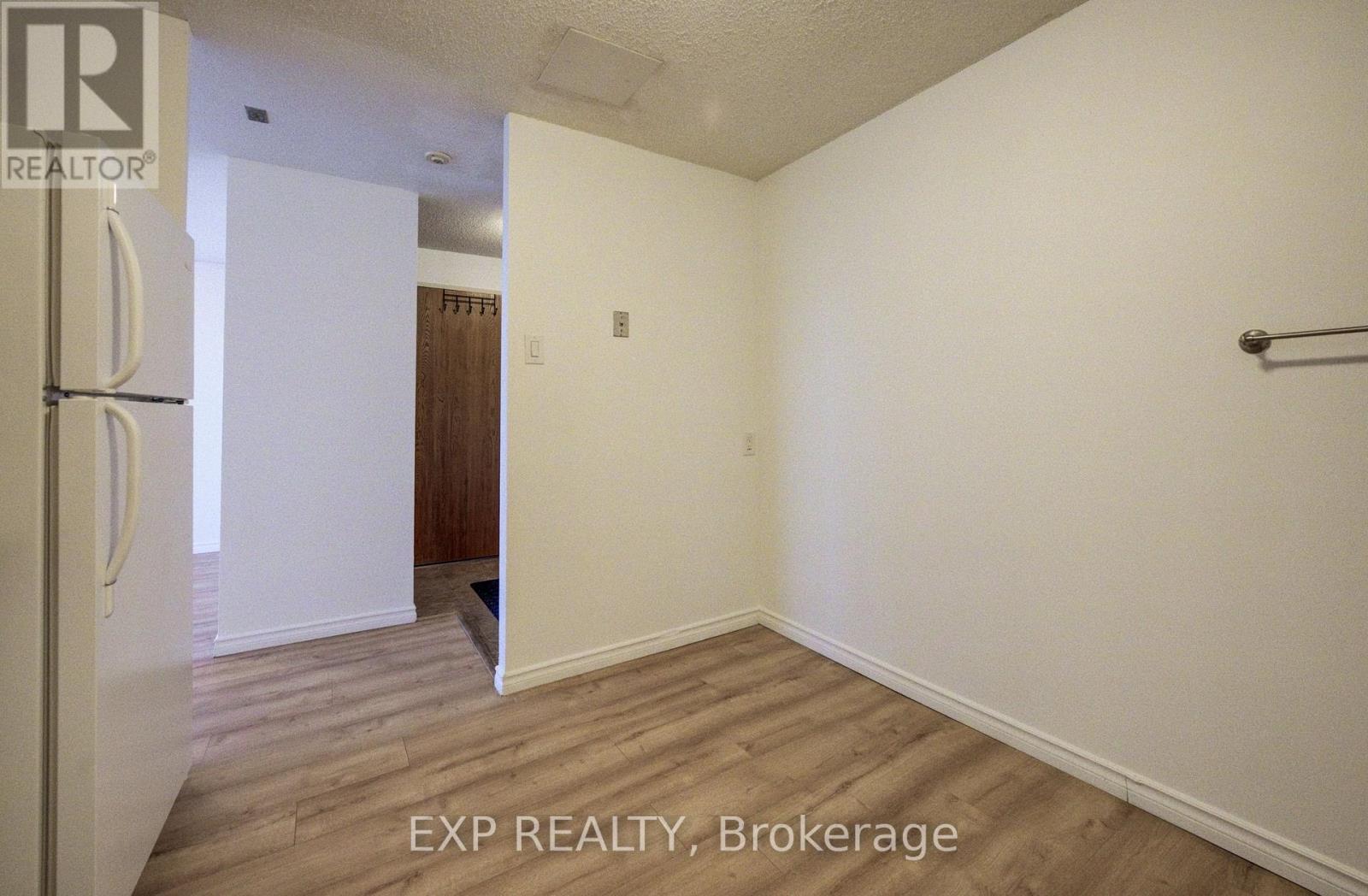 1107 - 55 Green Valley Drive, Kitchener, Ontario  N2P 1Z6 - Photo 15 - X12968088