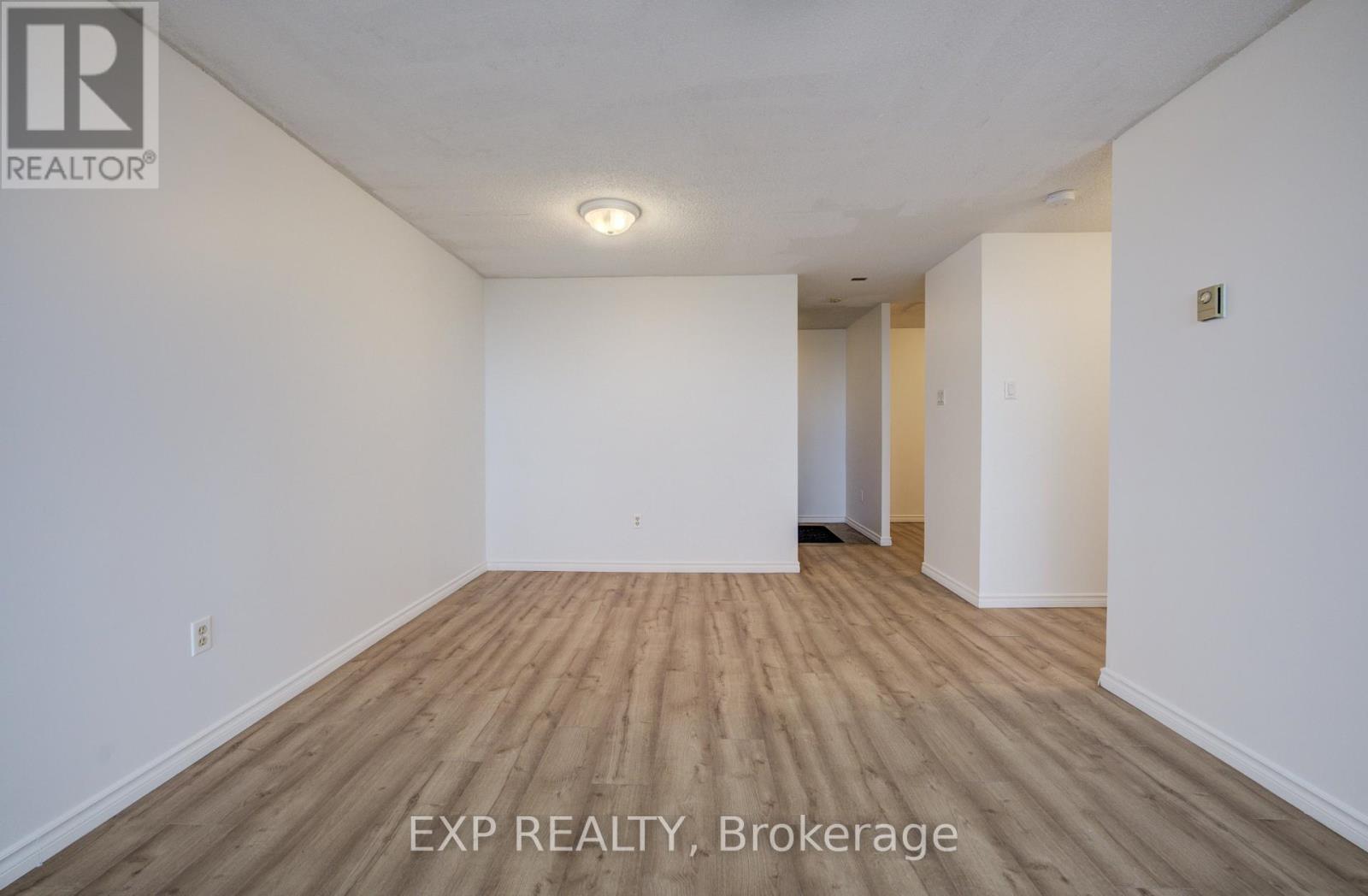 1107 - 55 Green Valley Drive, Kitchener, Ontario  N2P 1Z6 - Photo 6 - X12968088