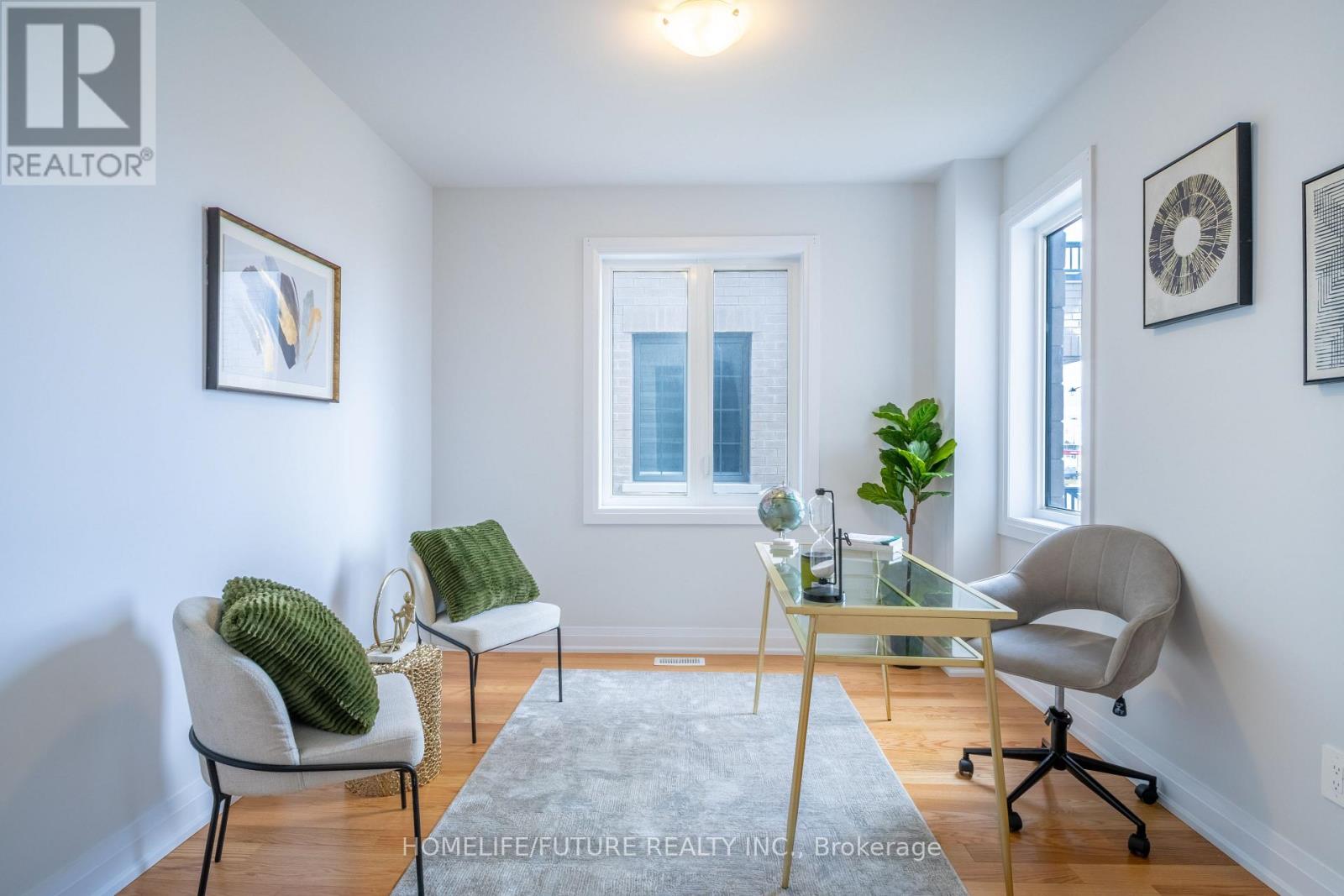 22 Mckay Avenue, Kawartha Lakes, Ontario  K9V 0R2 - Photo 4 - X12968108