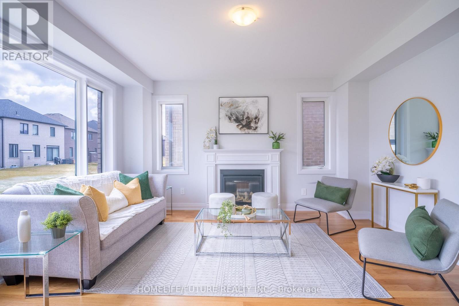 22 Mckay Avenue, Kawartha Lakes, Ontario  K9V 0R2 - Photo 7 - X12968108