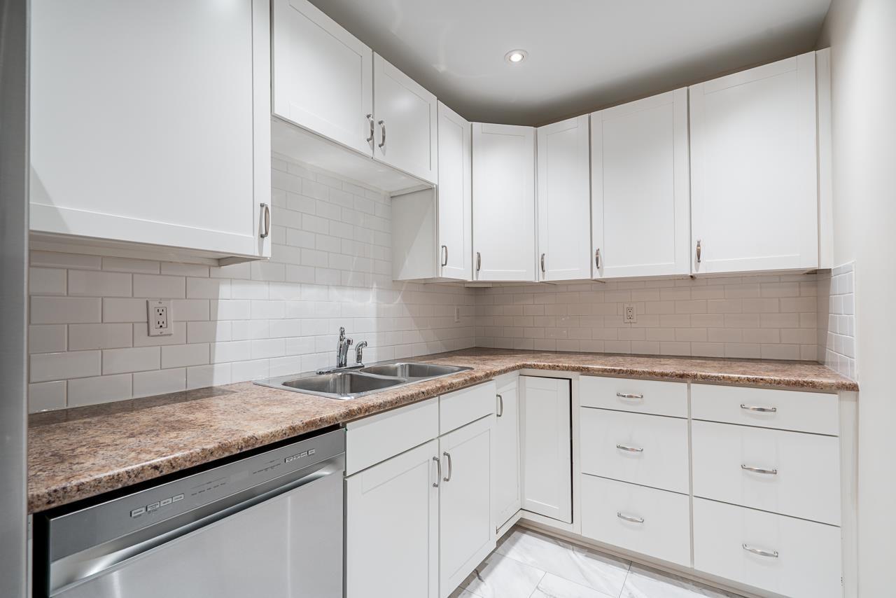 208 10644 151a Street, Surrey, British Columbia  V3R 8R3 - Photo 7 - R3106955