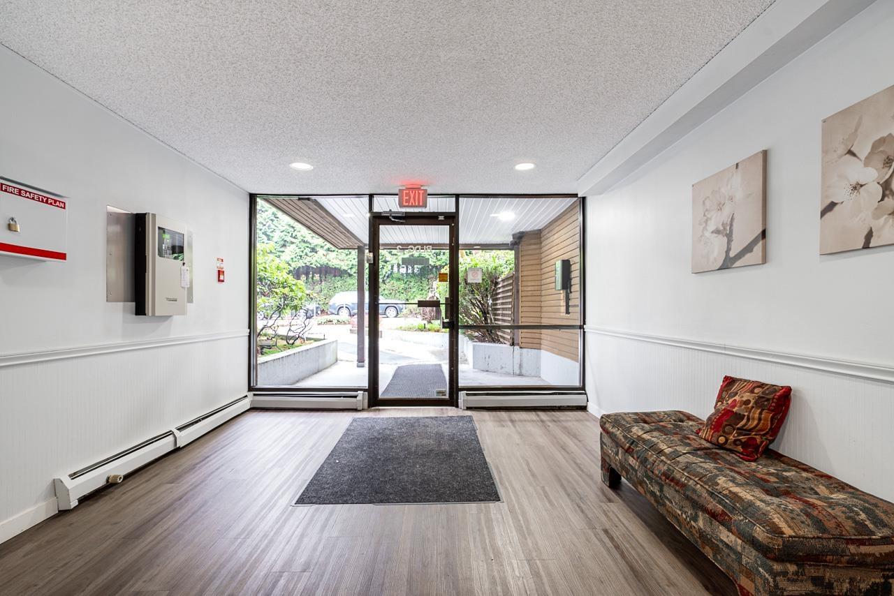 208 10644 151a Street, Surrey, British Columbia  V3R 8R3 - Photo 4 - R3106955