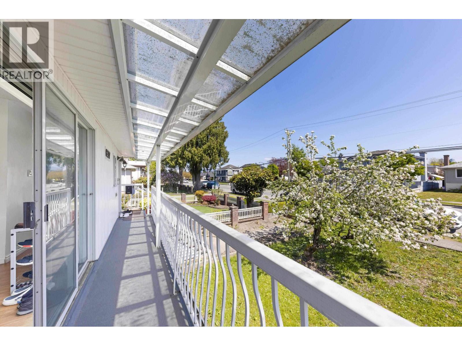 6777 Kerr Street, Vancouver, British Columbia V5S 3C7 - Photo 3 - R3107976