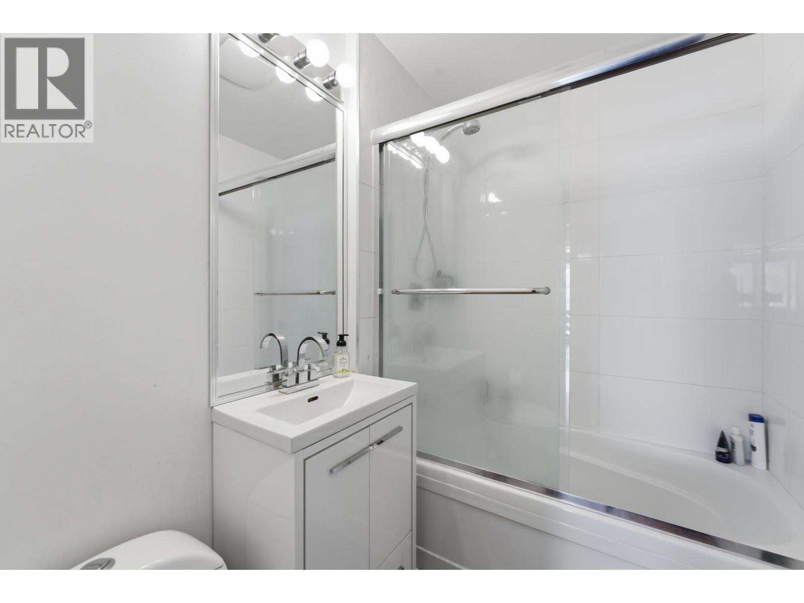 6777 Kerr Street, Vancouver, British Columbia V5S 3C7 - Photo 15 - R3107976