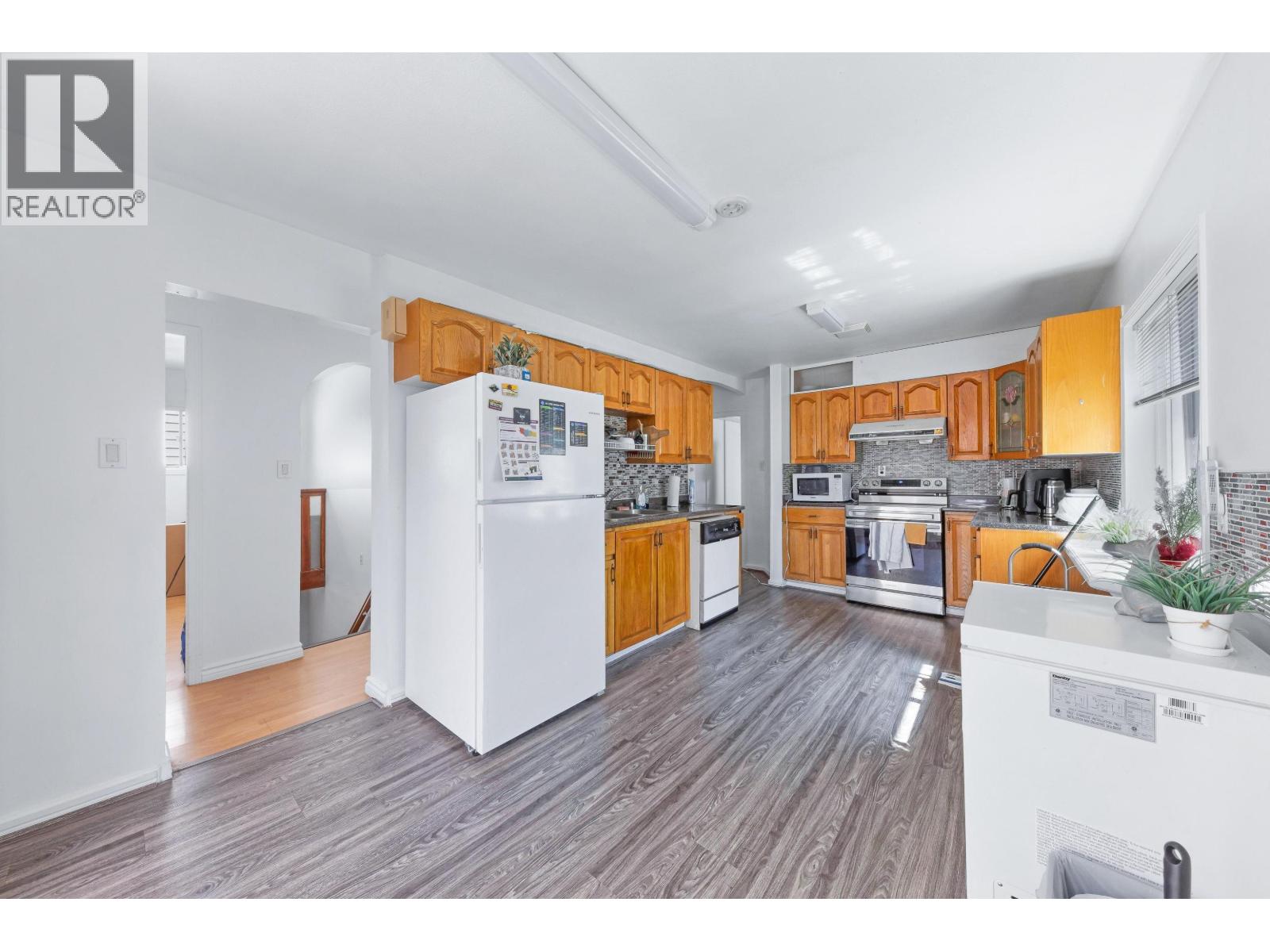 6777 Kerr Street, Vancouver, British Columbia V5S 3C7 - Photo 7 - R3107976