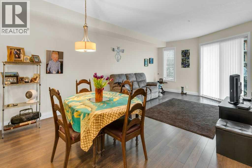 2104, 15 Sunset Square, Cochrane, Alberta  T4C 0E7 - Photo 11 - A2299363