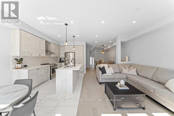 15 Landolfi Way, Bradford West Gwillimbury, Ontario  L3Z 4L6 - Photo 17 - N12963690