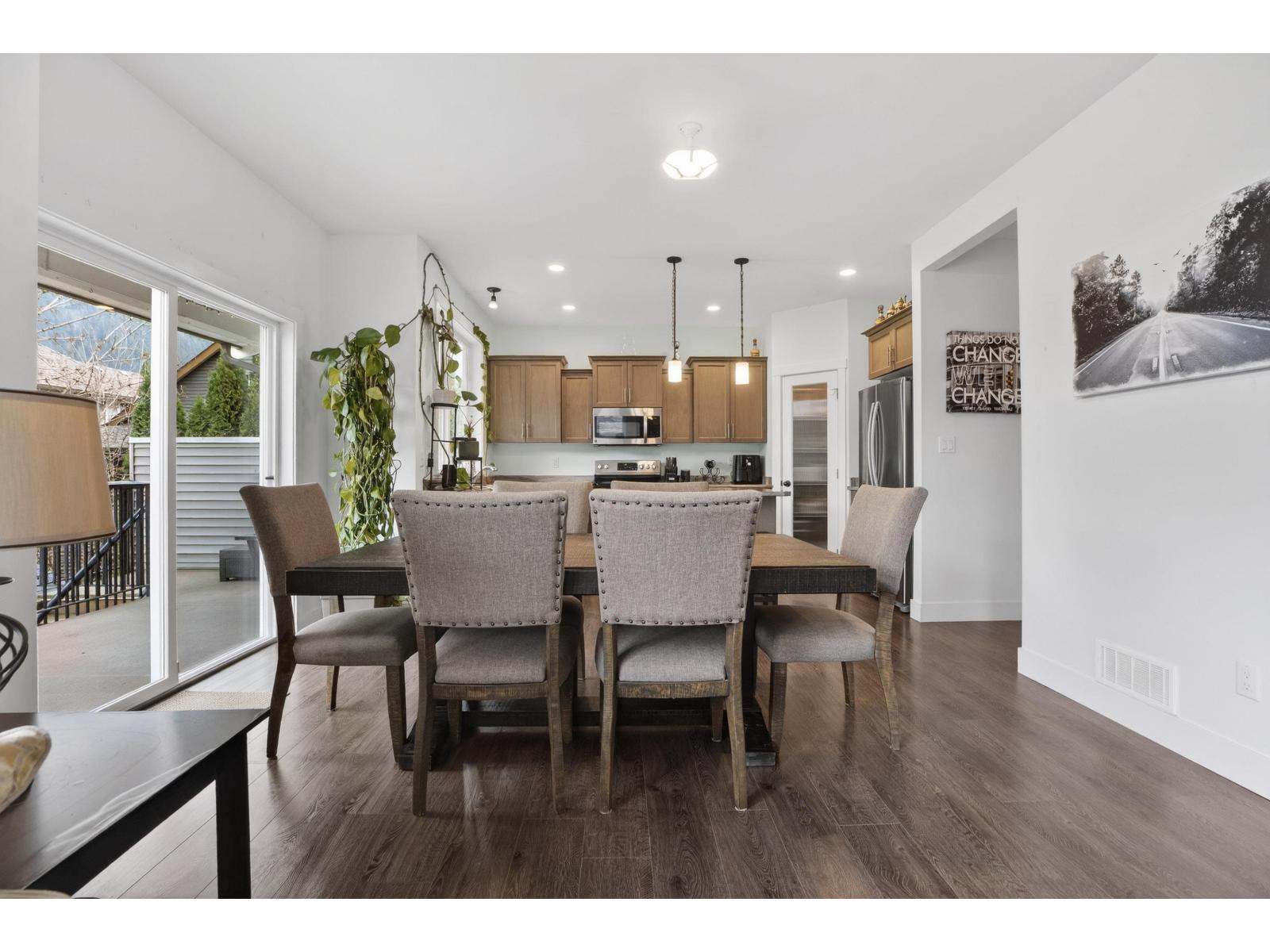 65967 Pine Crescent, Kawkawa Lake, Hope, British Columbia  V0X 1L1 - Photo 12 - R3108114