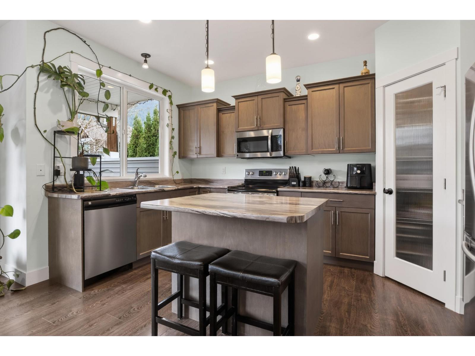 65967 Pine Crescent, Kawkawa Lake, Hope, British Columbia  V0X 1L1 - Photo 15 - R3108114