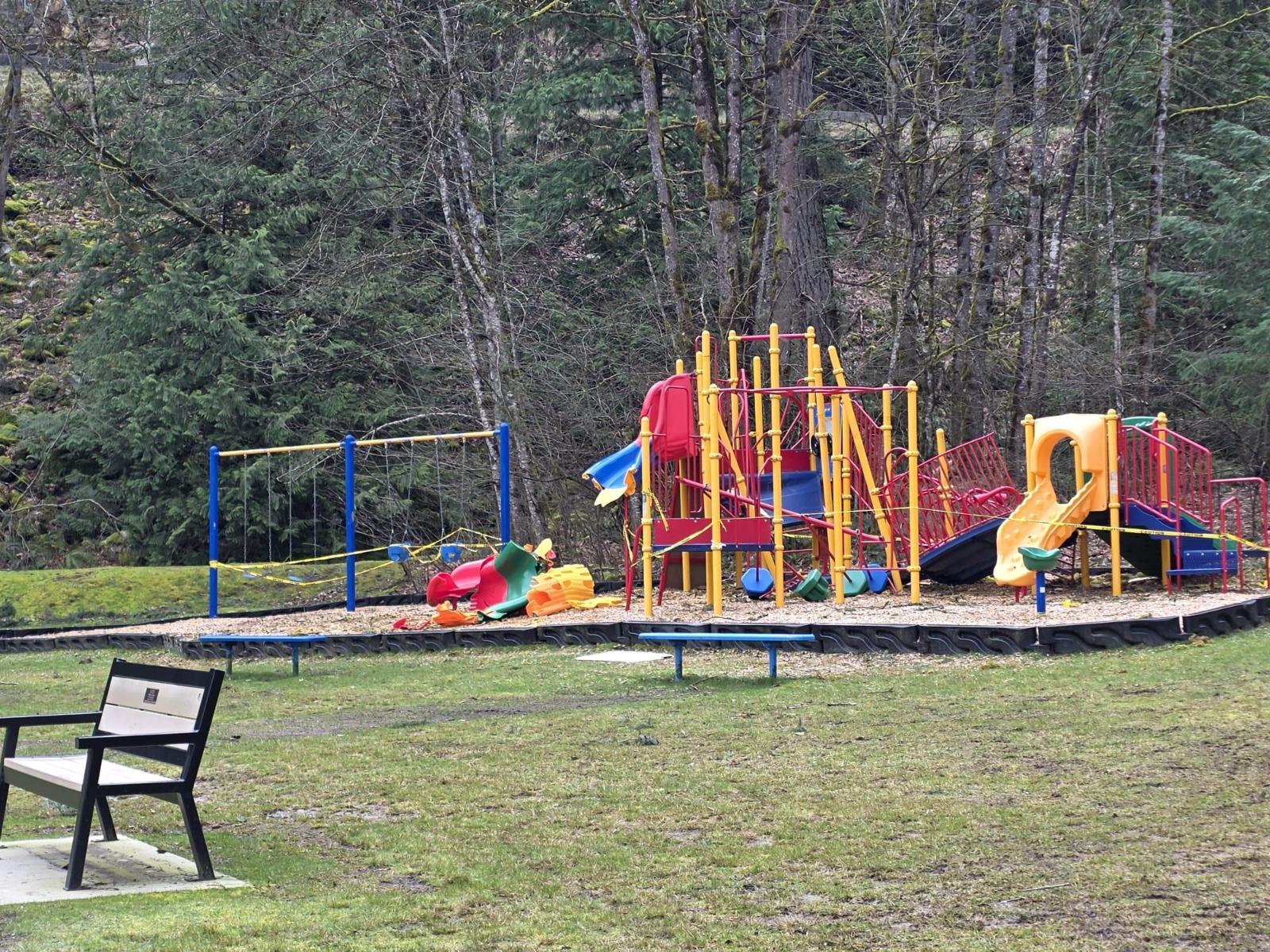 65967 Pine Crescent, Kawkawa Lake, Hope, British Columbia  V0X 1L1 - Photo 39 - R3108114