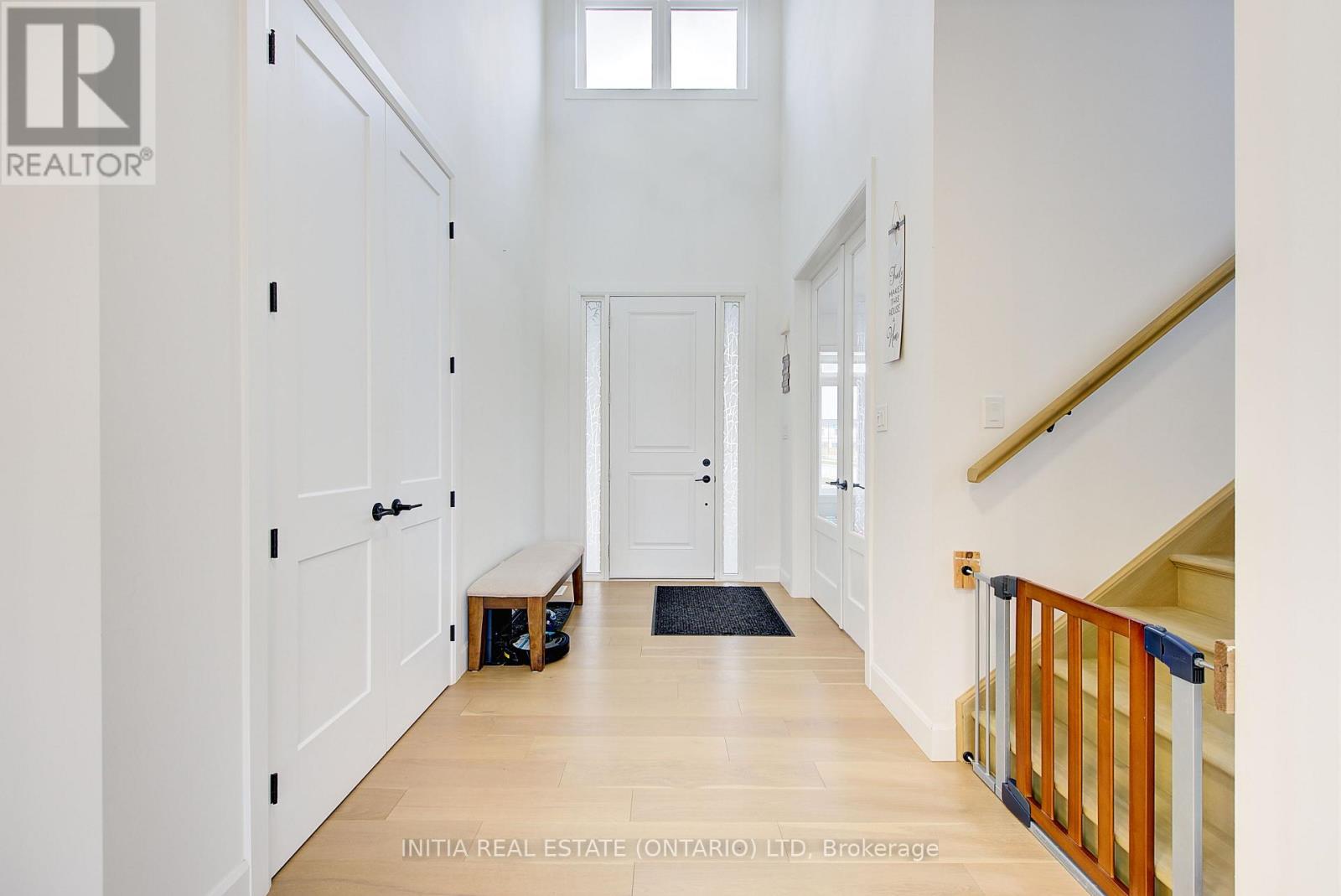 Photo 6 of 50 for 1891 Applerock Avenue