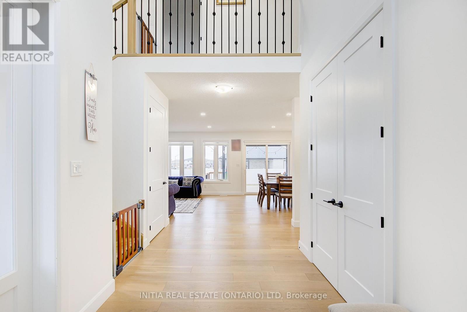 Photo 8 of 50 for 1891 Applerock Avenue