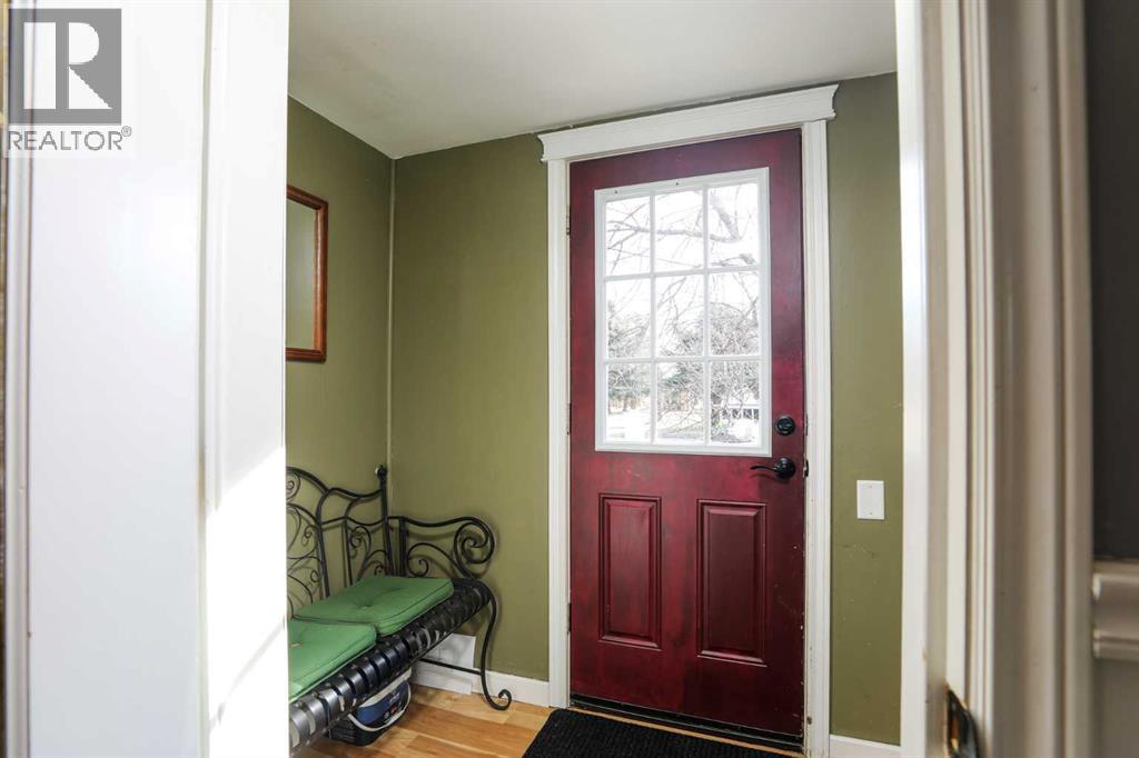 174 S 2 Street W, Magrath, Alberta  T0K 1J0 - Photo 4 - A2299805