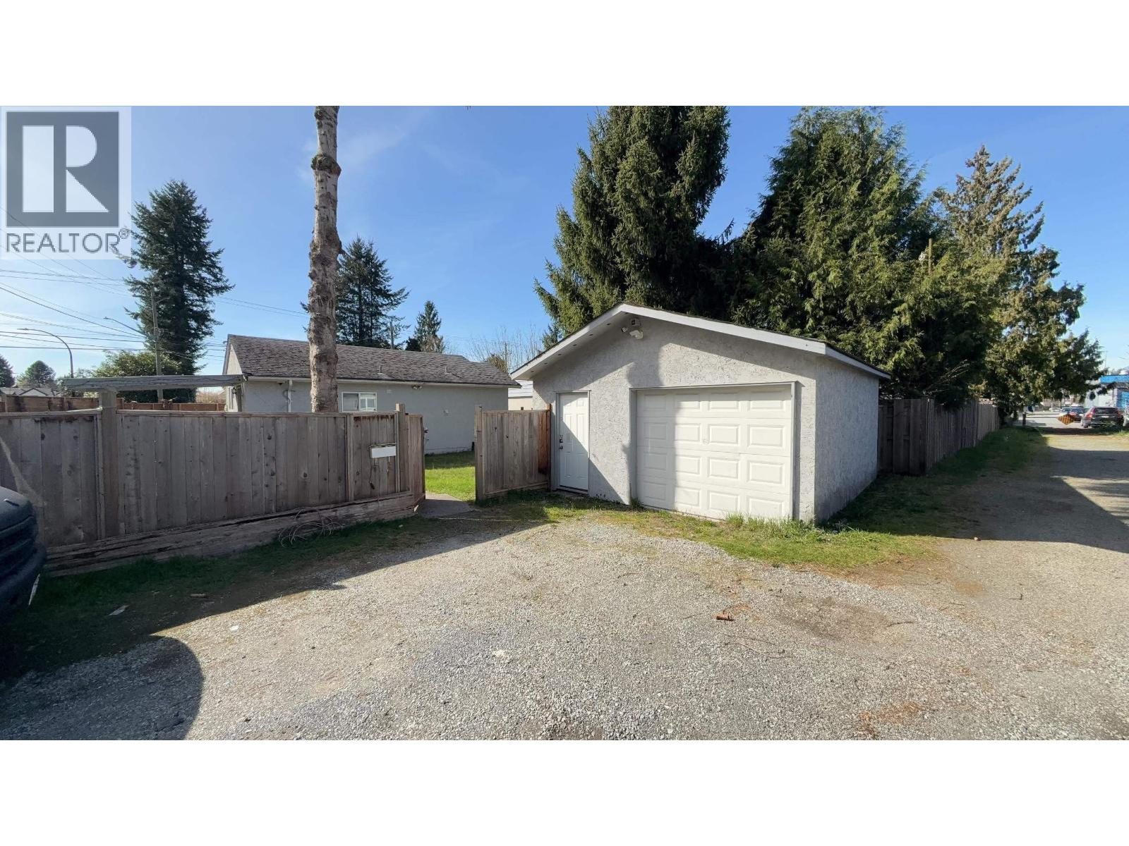 11810 207 Street, Maple Ridge, British Columbia  V2X 1X5 - Photo 4 - R3107569
