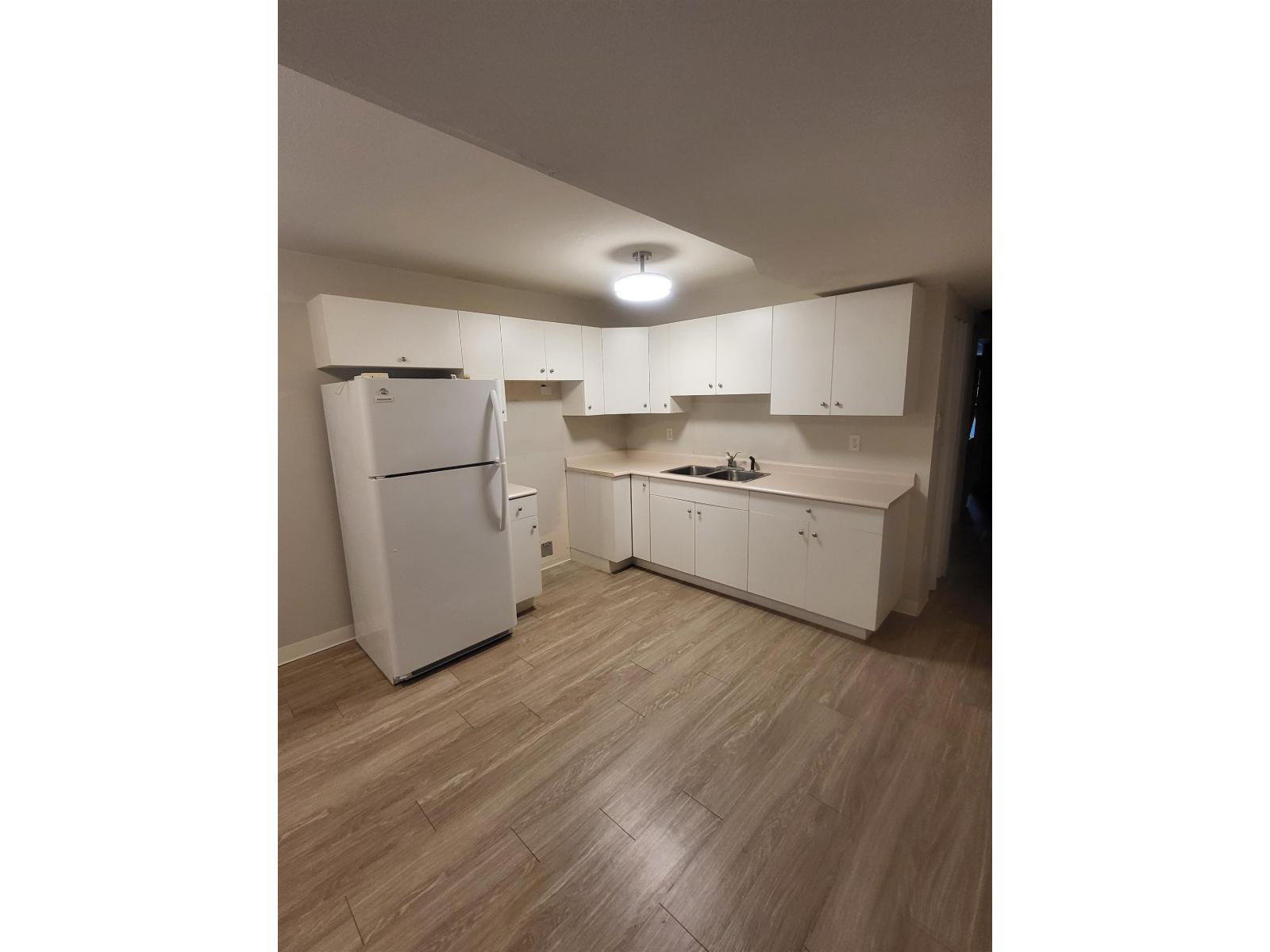 1232 Foster Street, White Rock, British Columbia  V4B 3X1 - Photo 32 - R3107126