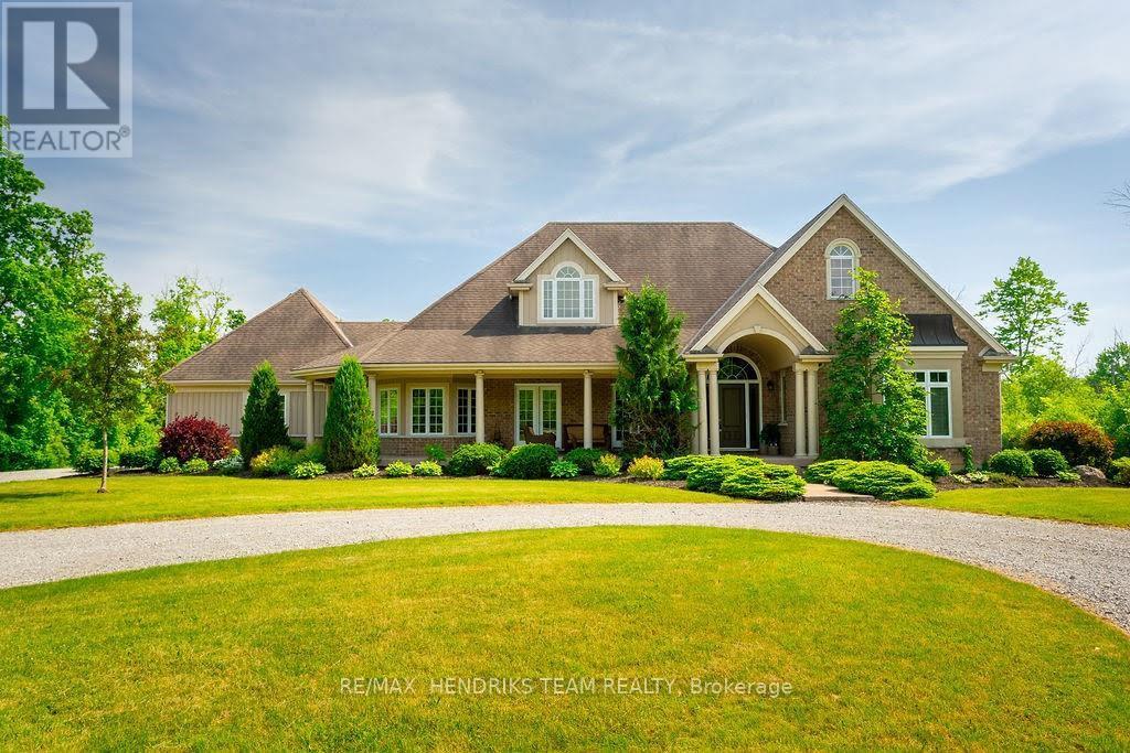 5045 Michener Road, Fort Erie, Ontario  L0S 1R0 - Photo 2 - X12947088