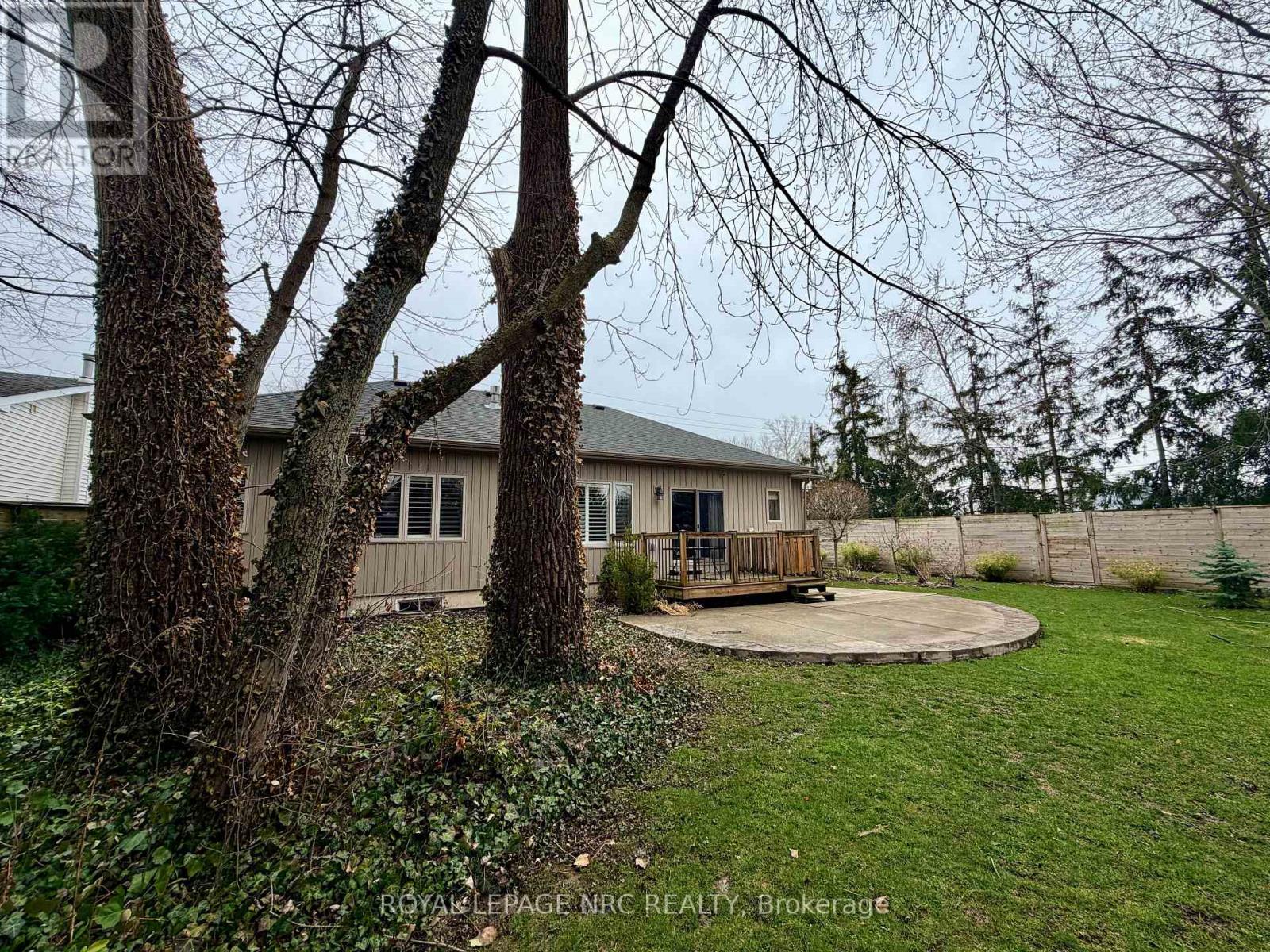 117 Burleigh Road N, Fort Erie, Ontario  L0S 1N0 - Photo 44 - X12956710