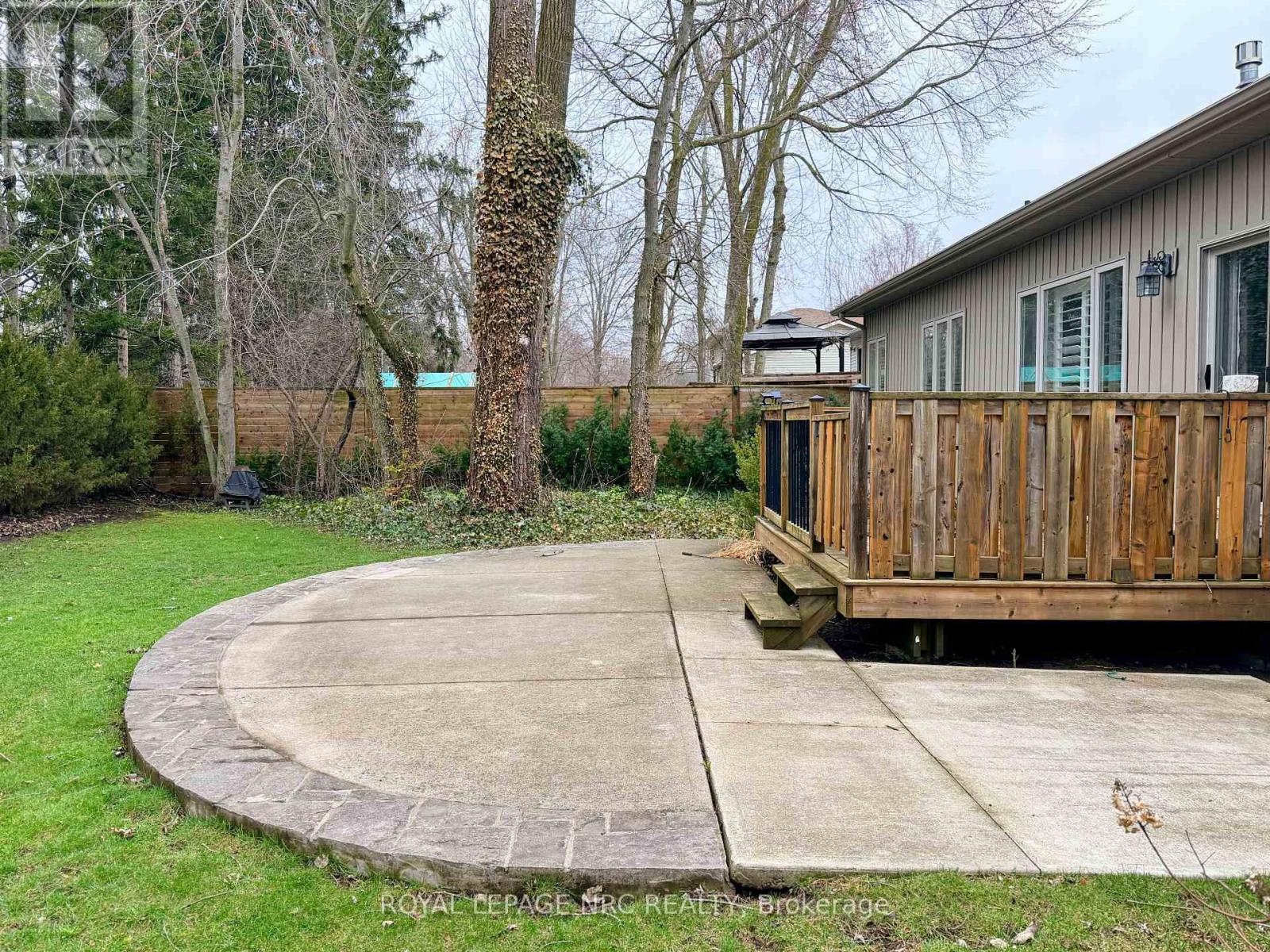 117 Burleigh Road N, Fort Erie, Ontario  L0S 1N0 - Photo 40 - X12956710