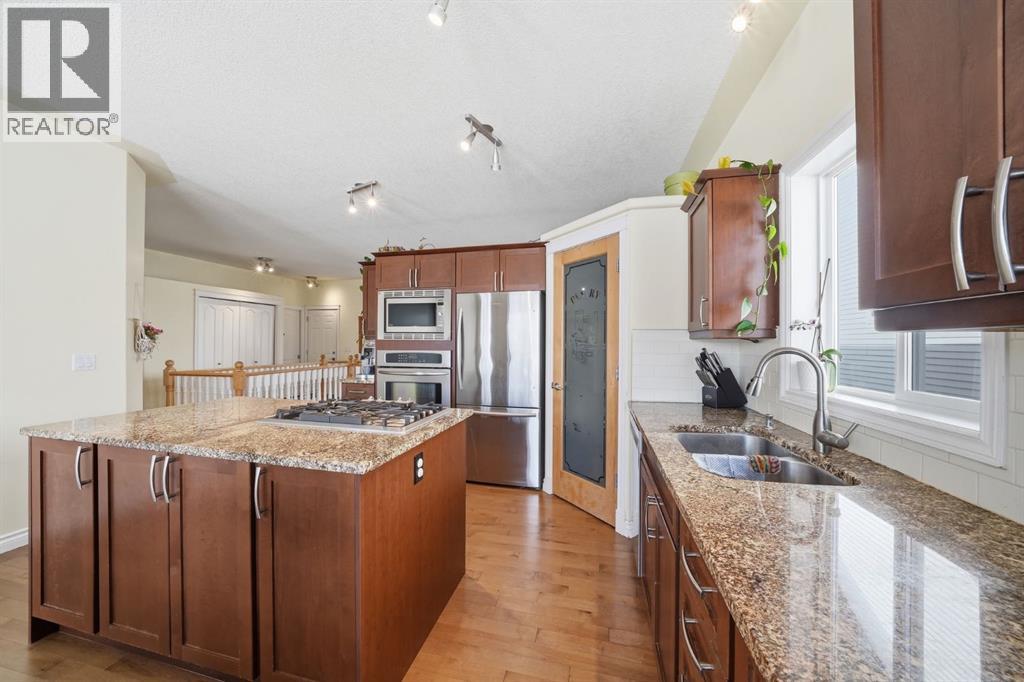 1106 Highland Green View NW, High River, Alberta  T1V 1X2 - Photo 9 - A2298061