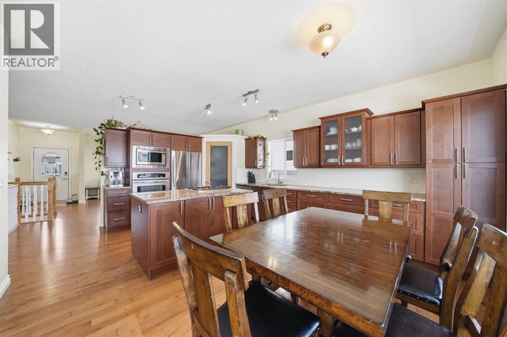 1106 Highland Green View NW, High River, Alberta  T1V 1X2 - Photo 7 - A2298061