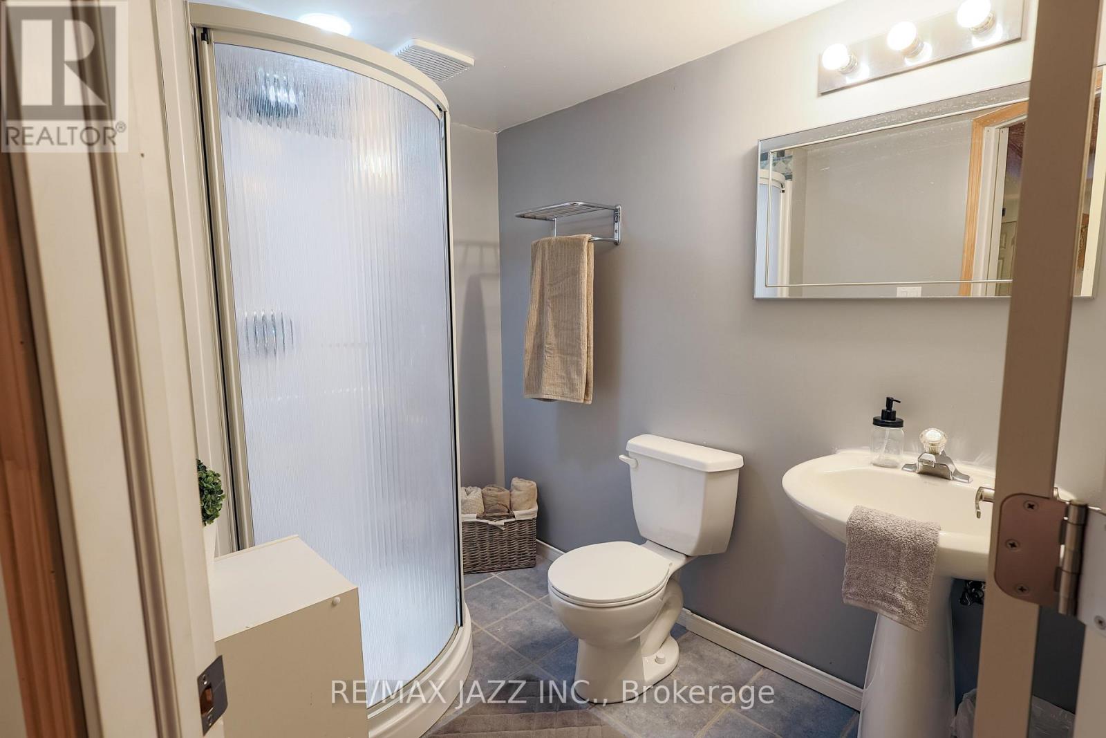 104 Calwell Drive, Scugog, Ontario  L9L 1T7 - Photo 20 - E12948152