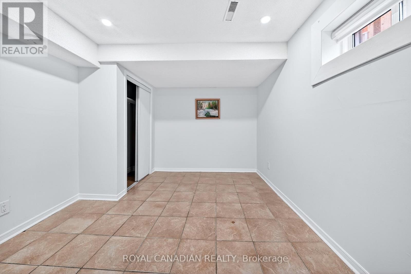 44 Rushmore Crescent, Brampton, Ontario  L6Z 1R2 - Photo 48 - W12961836