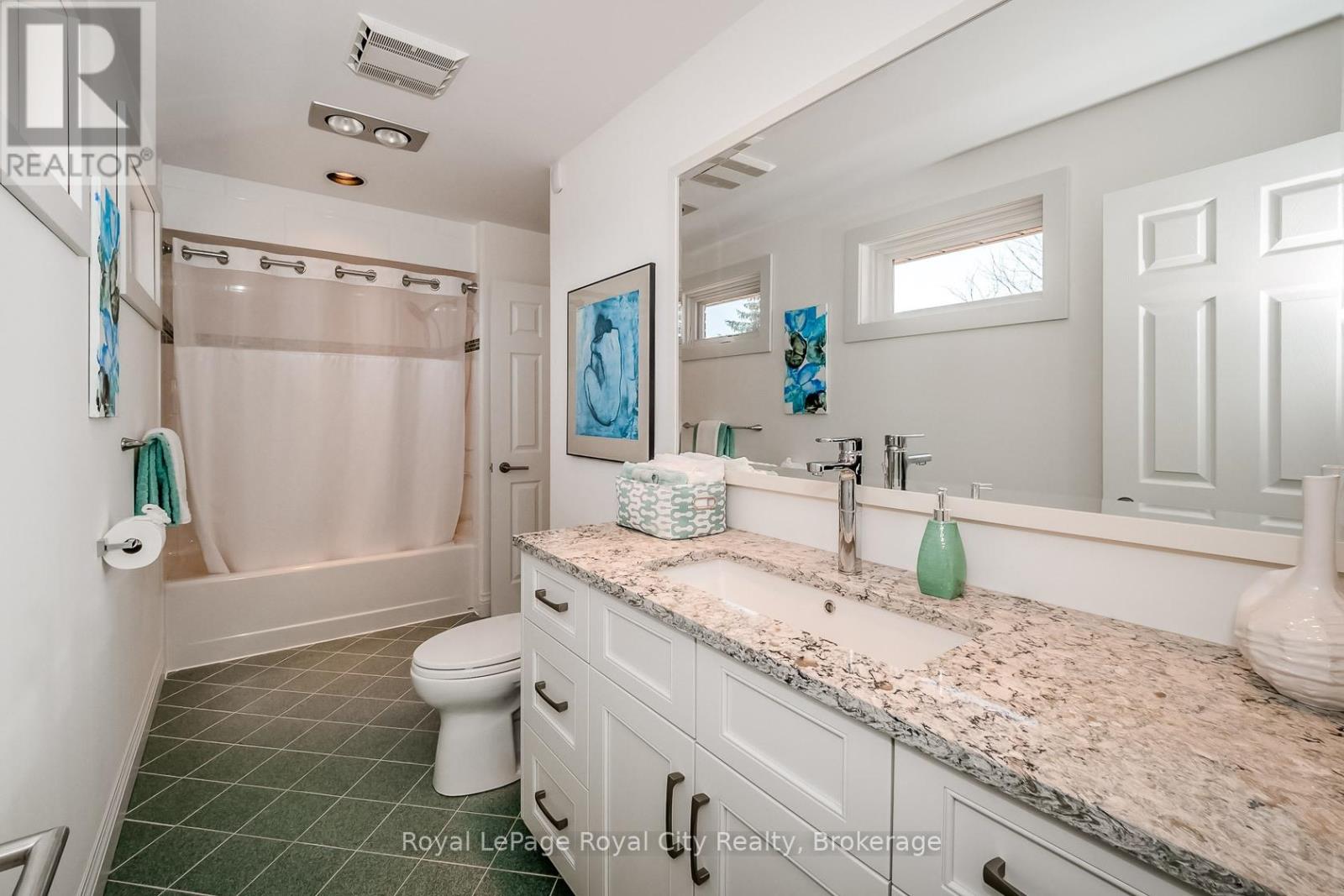 20 Fox Run Drive, Puslinch, Ontario  N0B 2J0 - Photo 25 - X12968154