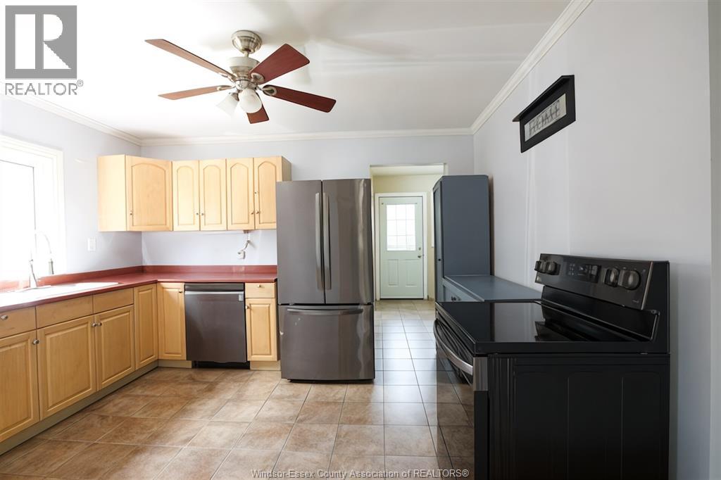 147 Allison Avenue, Harrow, Ontario  N0R 1G0 - Photo 3 - 26007147