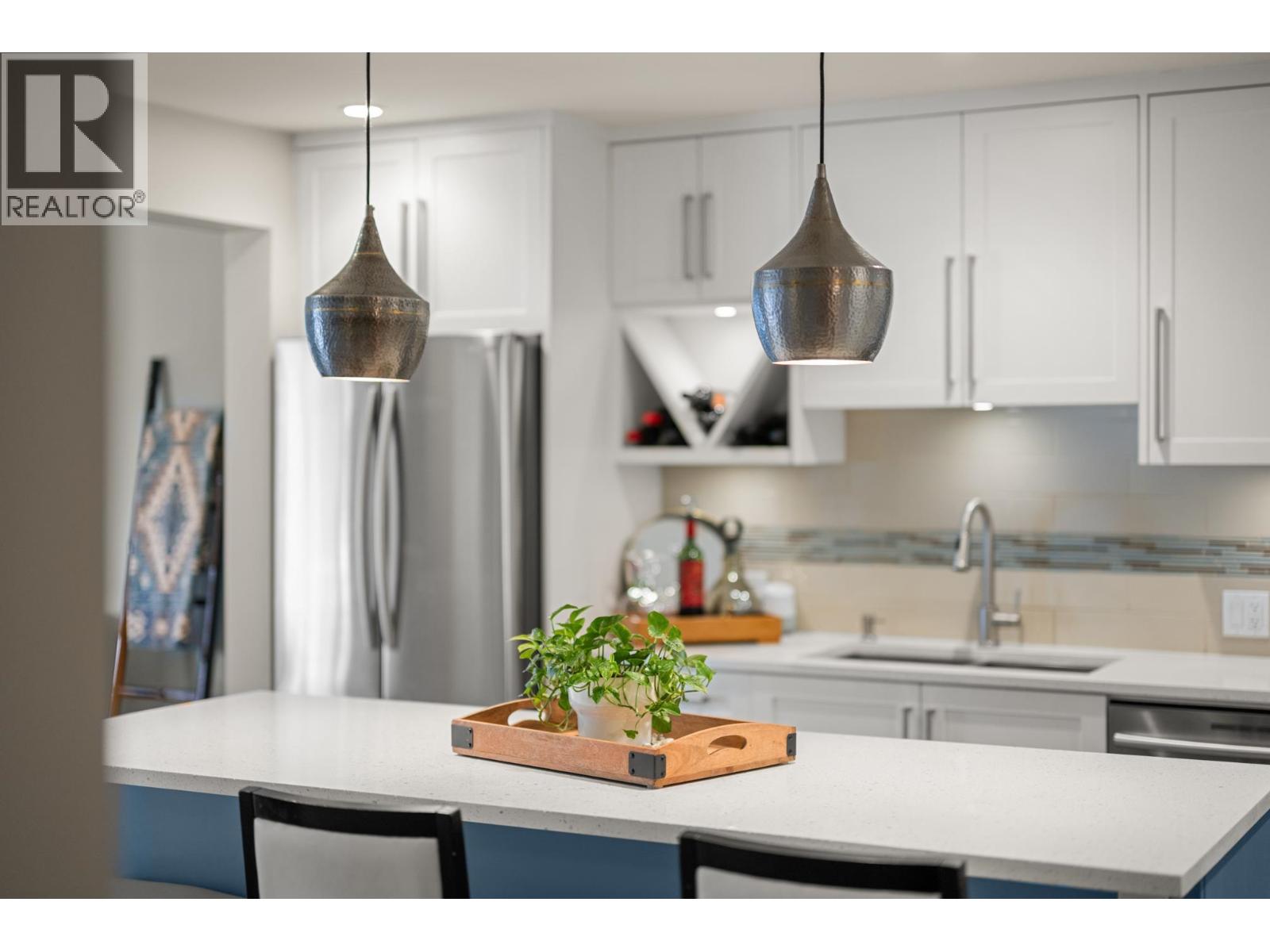 208a 1220 Quayside Drive, New Westminster, British Columbia  V3M 6H1 - Photo 5 - R3107988