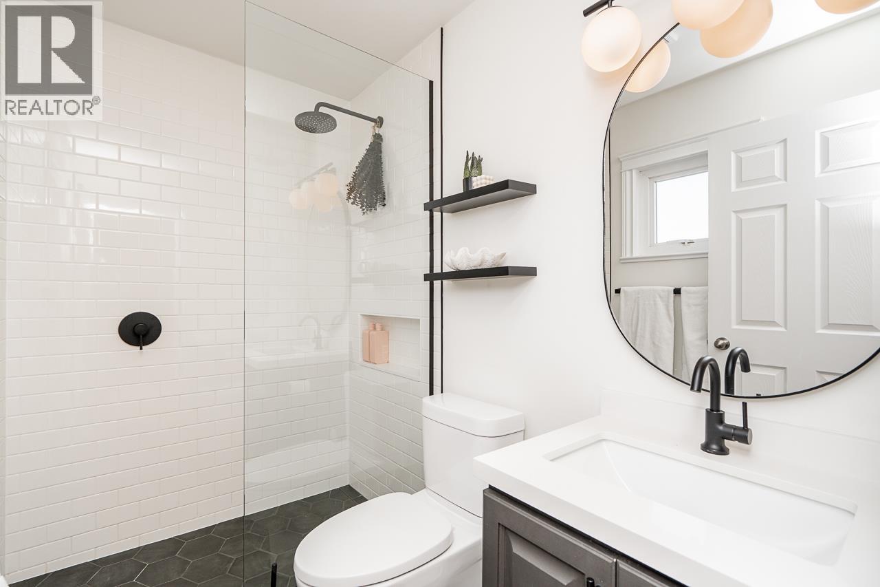 1938 Adanac Street, Vancouver, British Columbia  V5L 2E4 - Photo 24 - R3108006