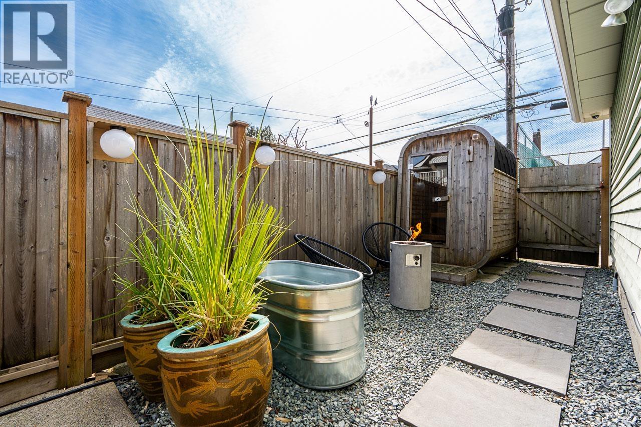 1938 Adanac Street, Vancouver, British Columbia  V5L 2E4 - Photo 33 - R3108006