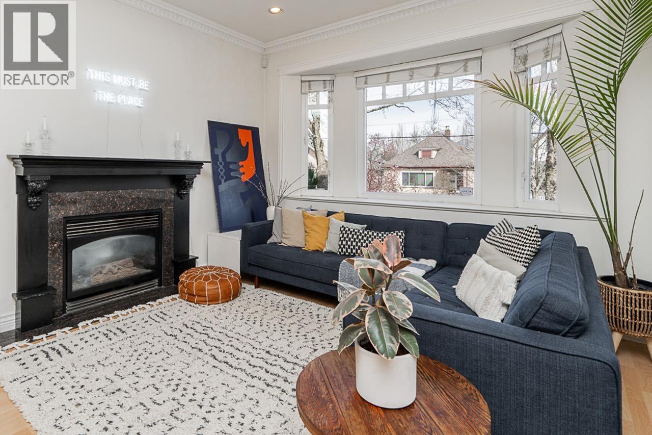 1938 Adanac Street, Vancouver, British Columbia  V5L 2E4 - Photo 8 - R3108006