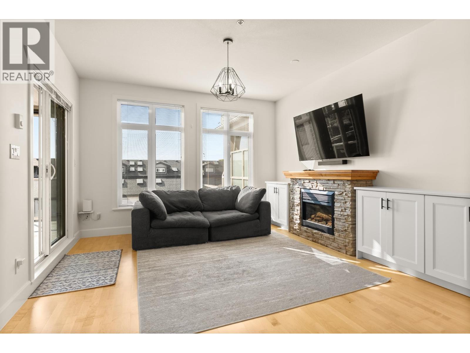 311 4280 Moncton Street, Richmond, British Columbia  V7E 6T4 - Photo 3 - R3108007