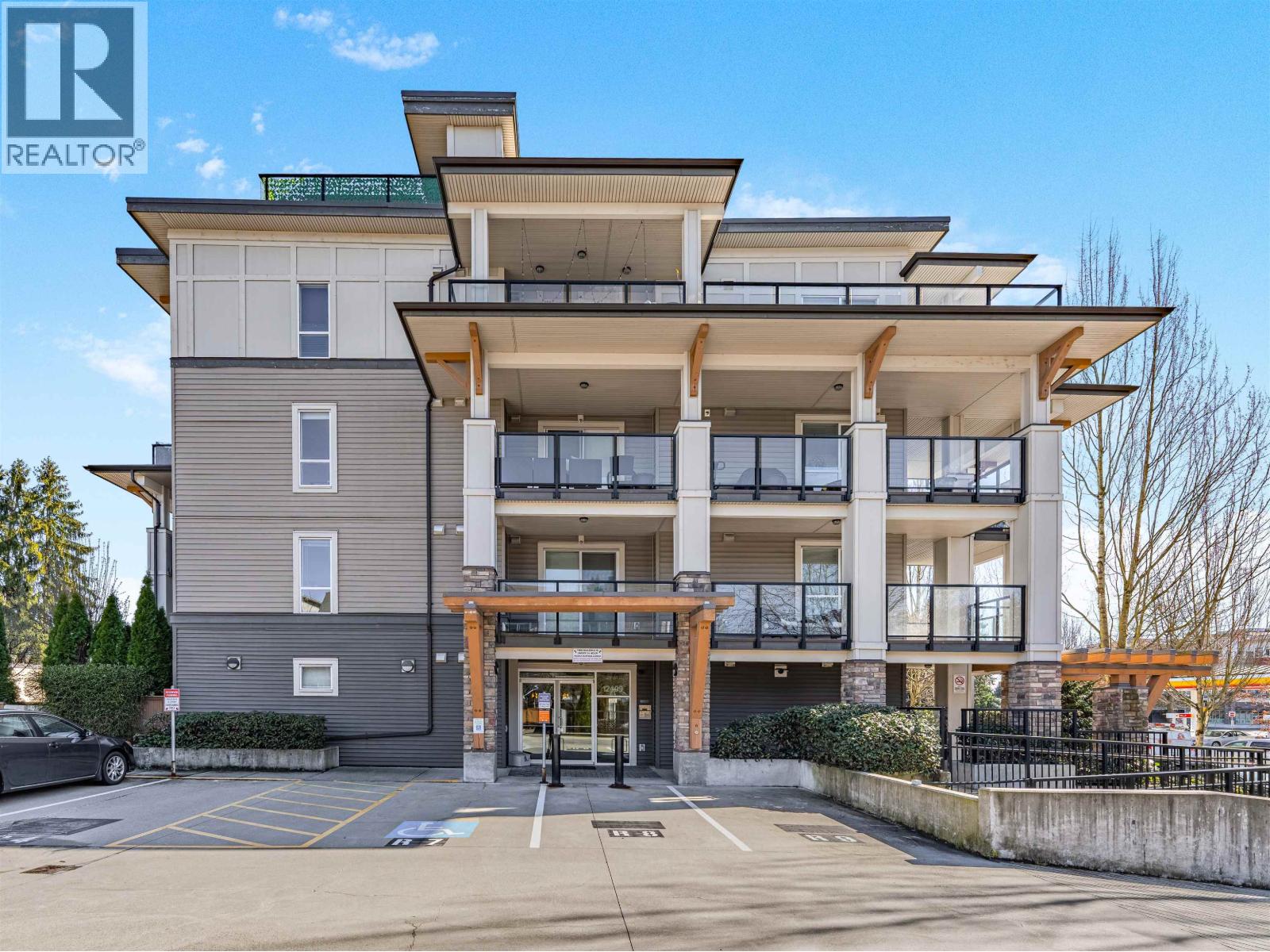 205 12409 Harris Road, Pitt Meadows, British Columbia  V3Y 0E7 - Photo 1 - R3108014