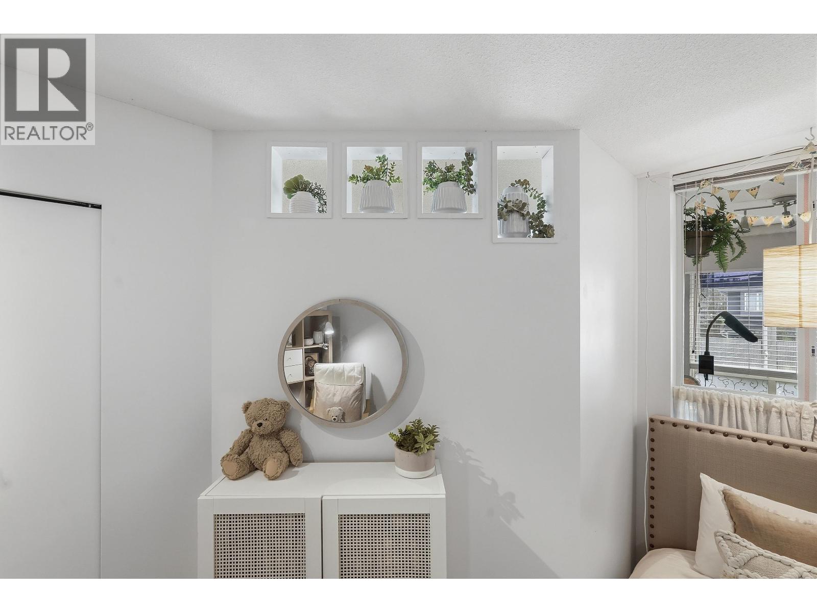 123 3440 W Broadway, Vancouver, British Columbia V6R 4R2 - Photo 29 - R3108020